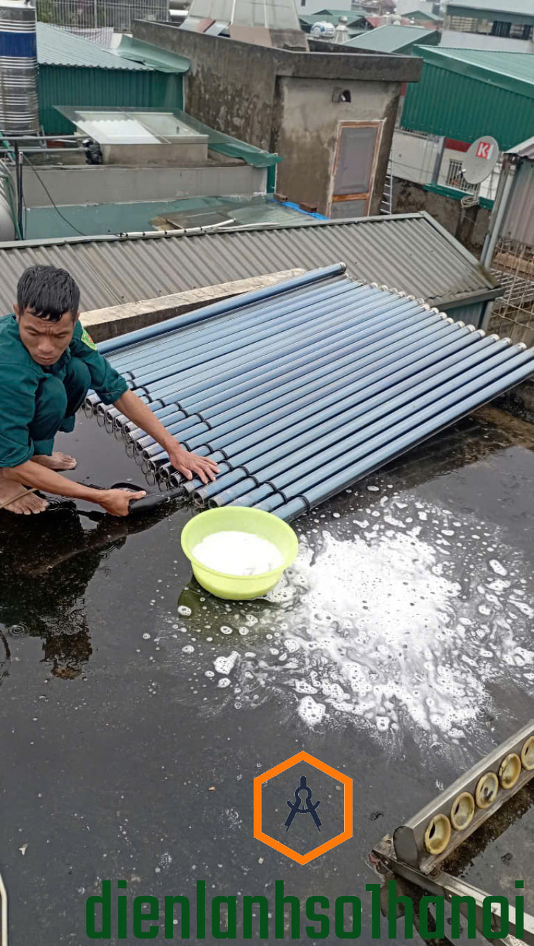 Tháo lắp và xúc rửa ống chân không bên trong