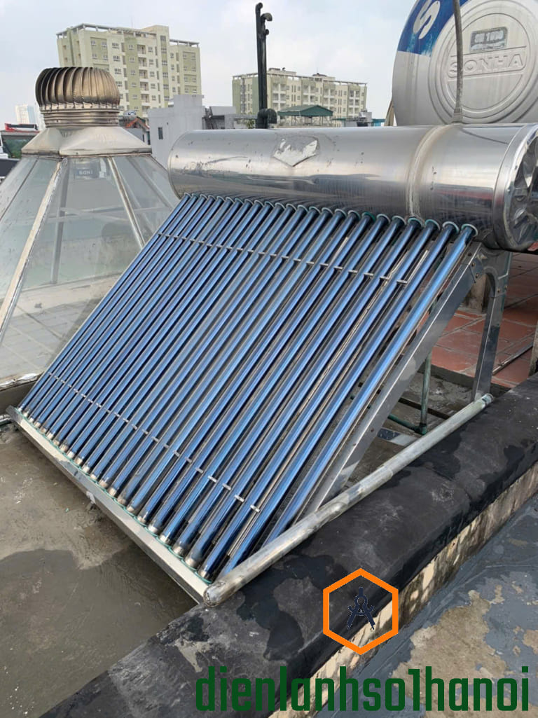 Tại sao nên thuê thợ bảo dưỡng, sửa chữa bình thái dương năng Sơn Hà