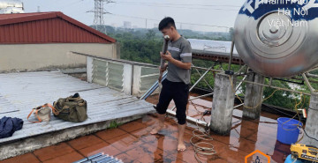 Dịch Vụ Sửa Bình Bảo Ôn Thái Dương Năng Bị Thủng